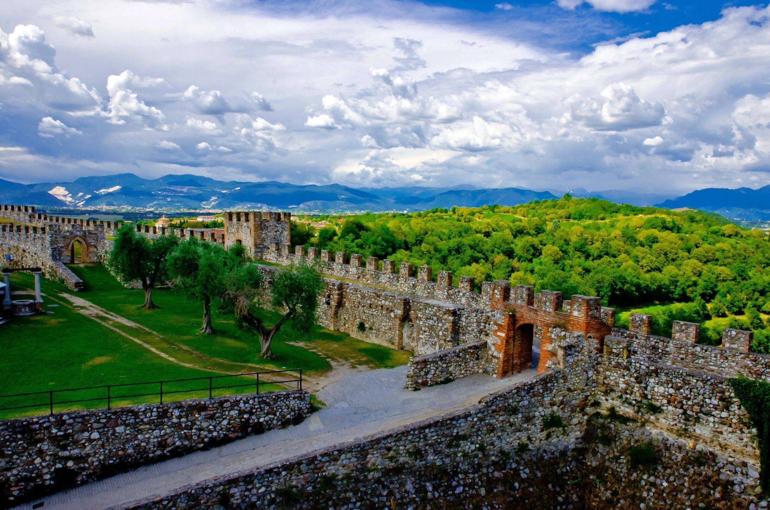 Riapre la Rocca di Lonato del Garda, per una rilassante giornata all’aperto, fra natura e storia