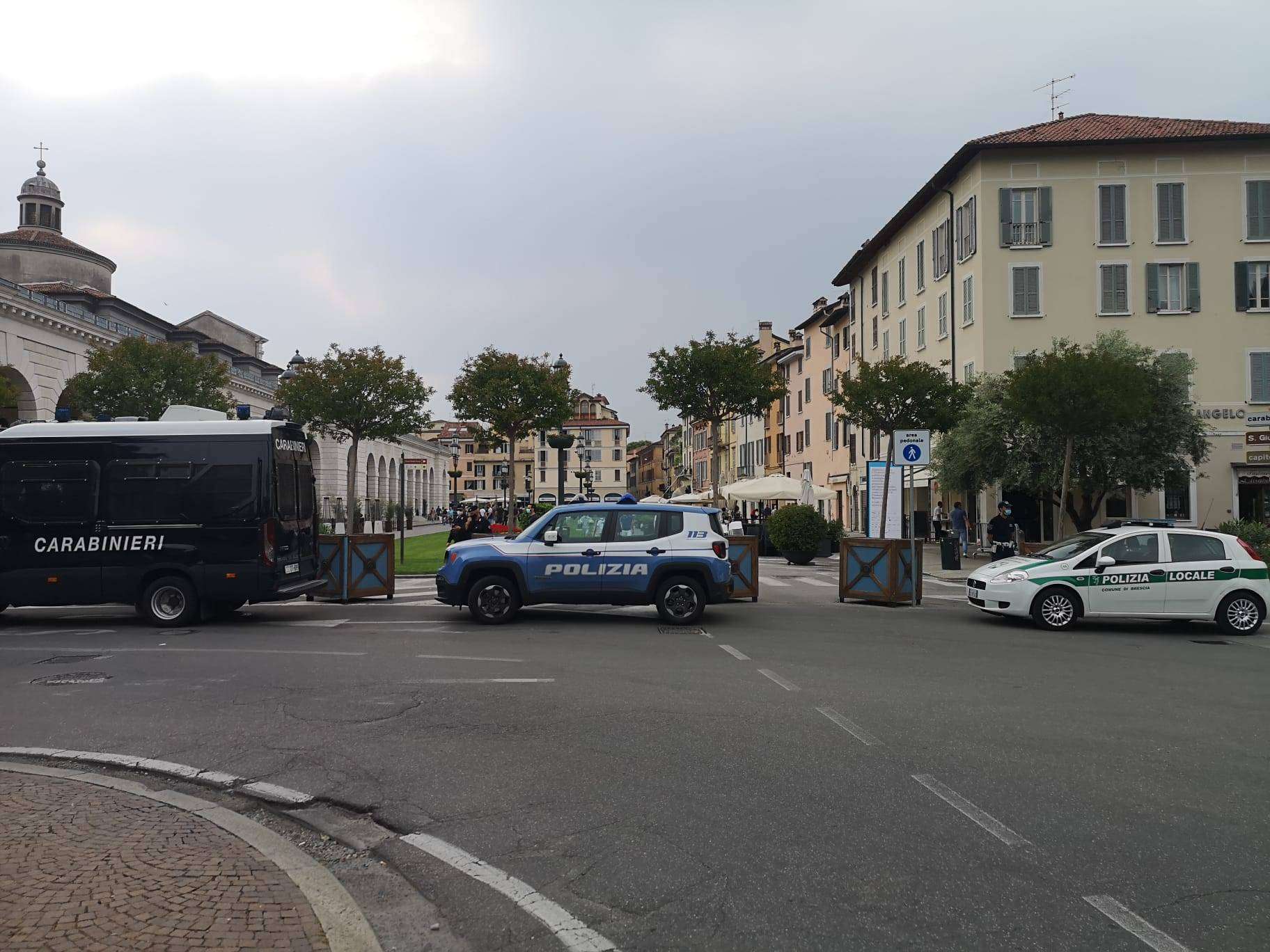 Orgoglio e Pregiudizio a Piazza Arnaldo